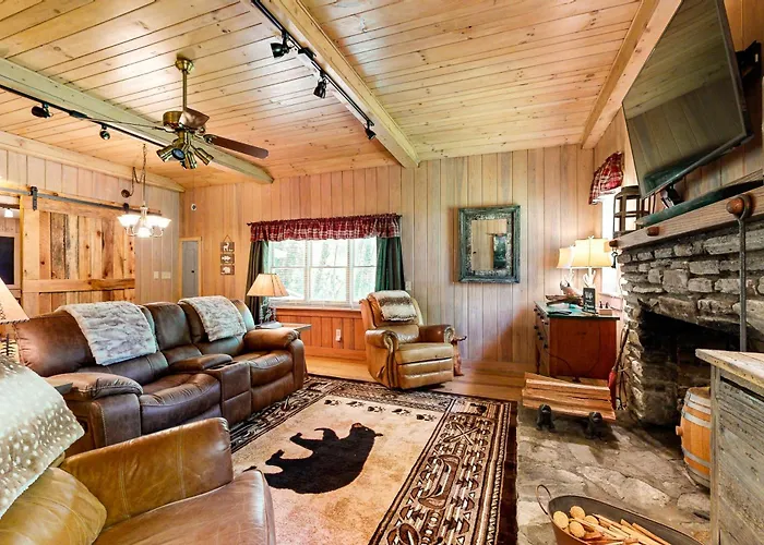 Bradley Bear Hideaway